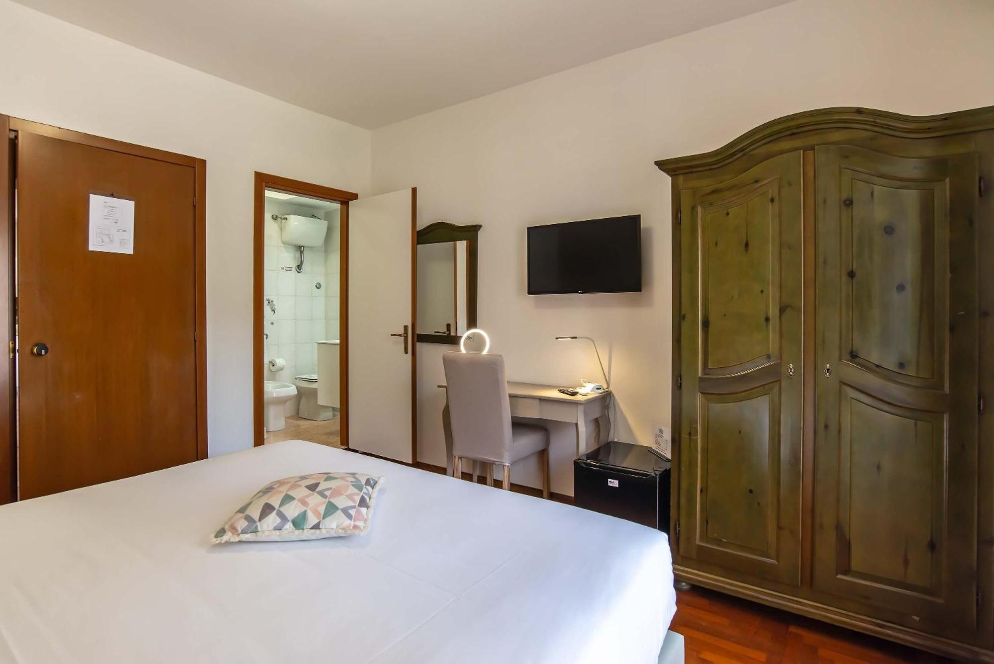 Plaza Rooms Ciampino Luaran gambar