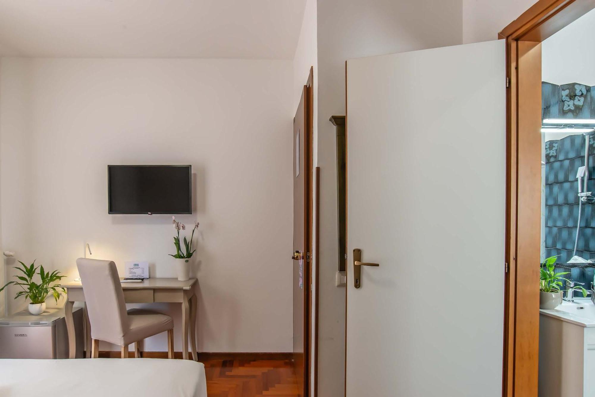 Plaza Rooms Ciampino Luaran gambar